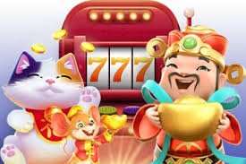 Pengguna membaca catatan transaksi mobile